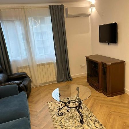 Alex Apartament Central Bukarest Exteriör bild